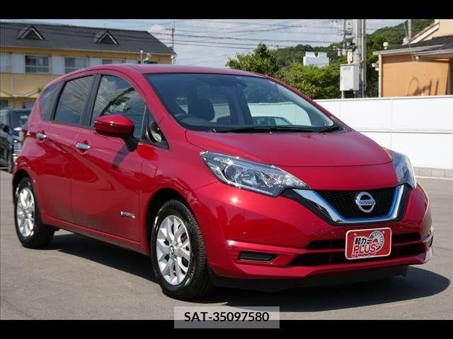 Nissan NOTE 2019-04 305462-15
