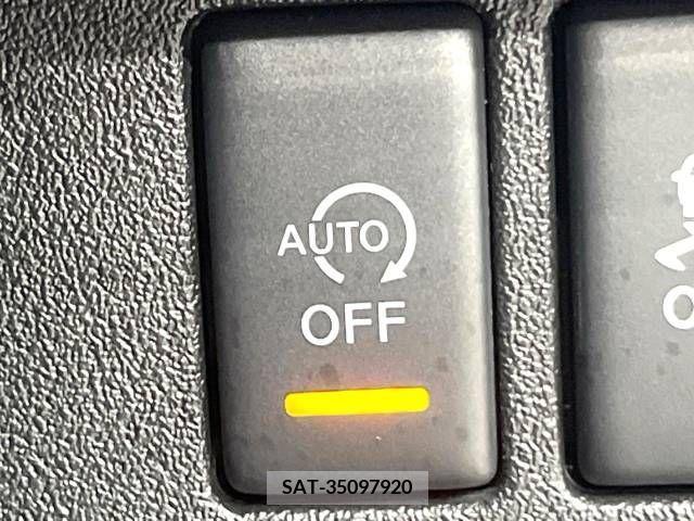 Nissan MARCH 2019-03 308141-4