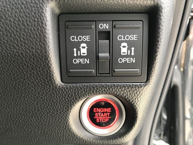 Honda N BOX CUSTOM 2018-08 11055-23