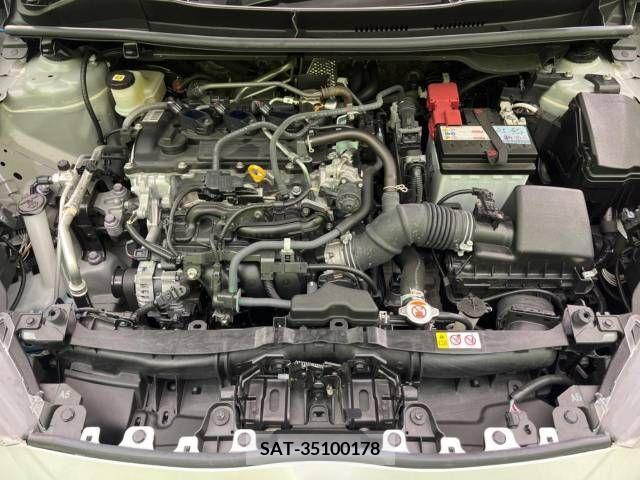 Toyota YARIS 2023-06 371475-18