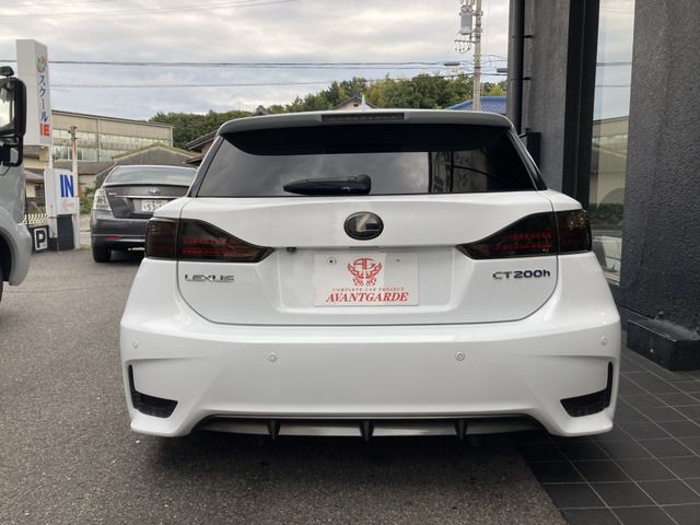 Lexus CT 2011-01 19958-10
