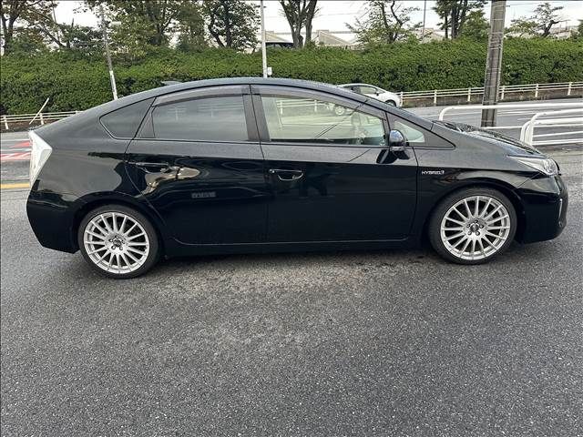 Toyota PRIUS 2012-04 9331-16