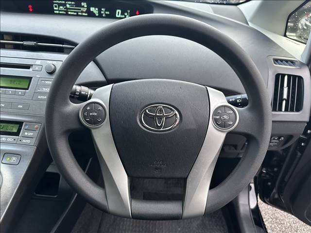 Toyota PRIUS 2012-04 9331-4