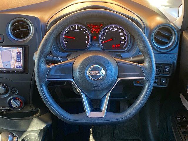 Nissan NOTE 2018-11 182594-13