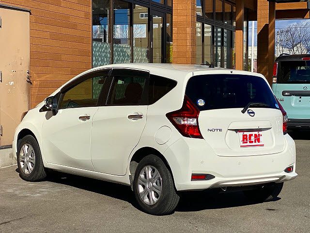 Nissan NOTE 2018-11 182594-8