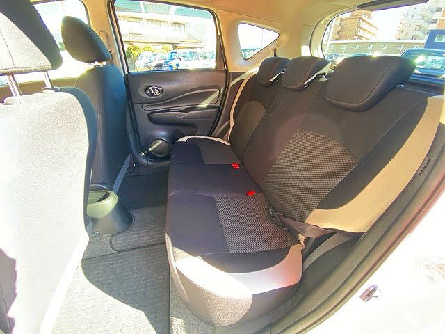 Nissan NOTE 2018-11 182594-18