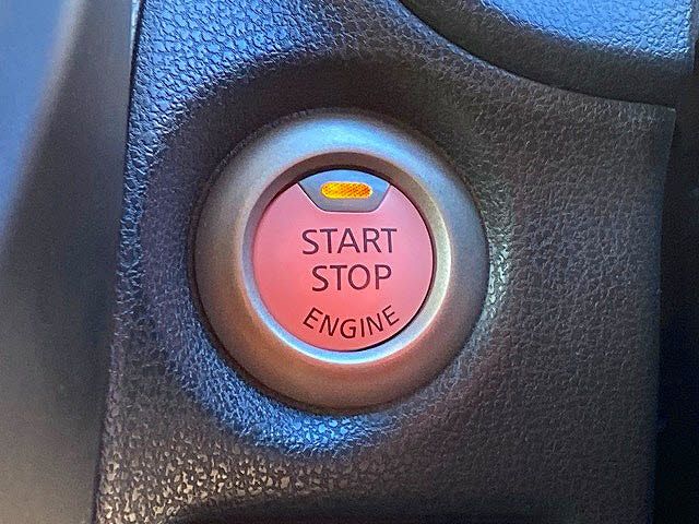 Nissan NOTE 2018-11 182594-23