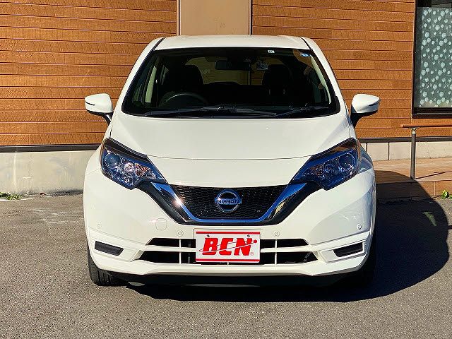 Nissan NOTE 2018-11 182594-24