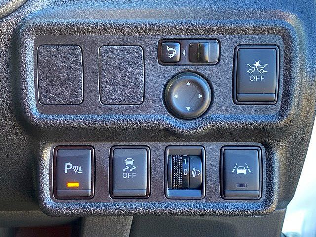 Nissan NOTE 2018-11 182594-17