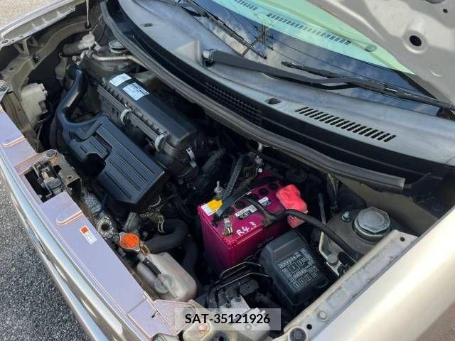 Daihatsu MOVE CONTE 2013-03 256331-18