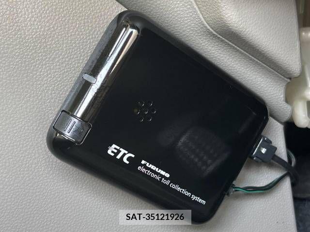 Daihatsu MOVE CONTE 2013-03 256331-4