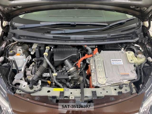 Nissan NOTE 2017-12 336007-19
