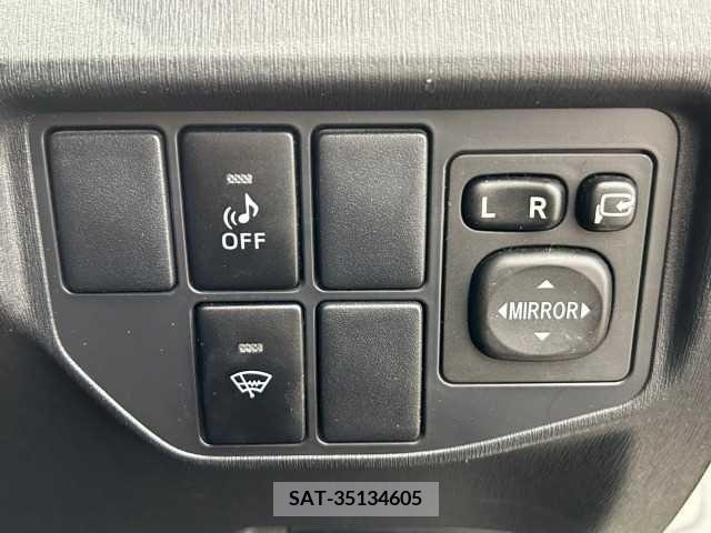 Toyota PRIUS 2013-07 216654-7