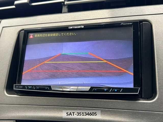 Toyota PRIUS 2013-07 216654-3