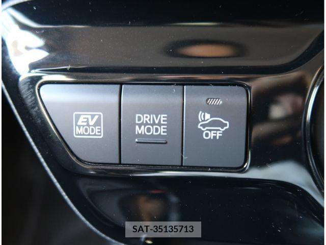 Toyota PRIUS 2019-04 384557-25