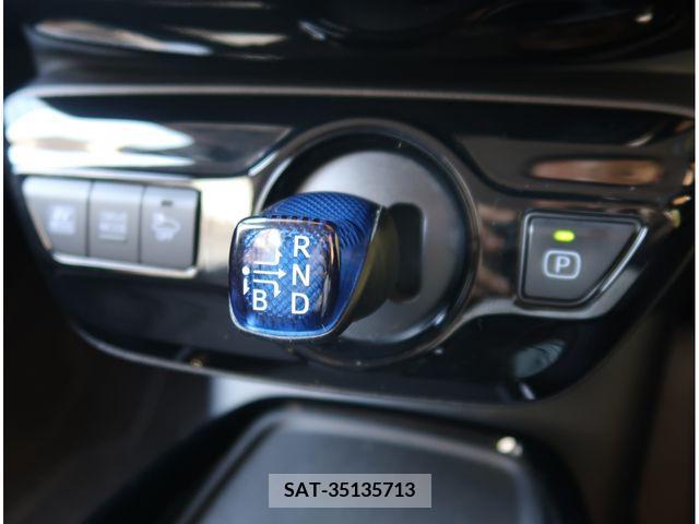 Toyota PRIUS 2019-04 384557-24