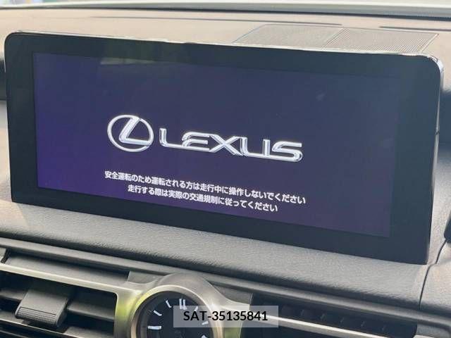 Lexus IS 2022-08 304439-2