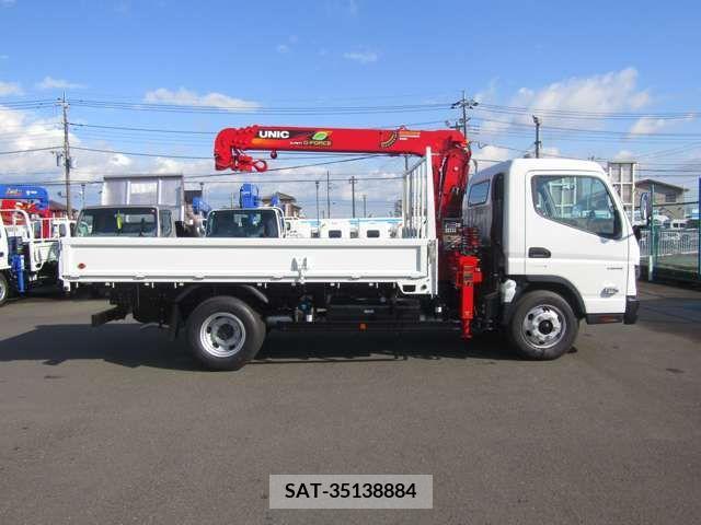 Mitsubishi CANTER 2023-11 302639-1