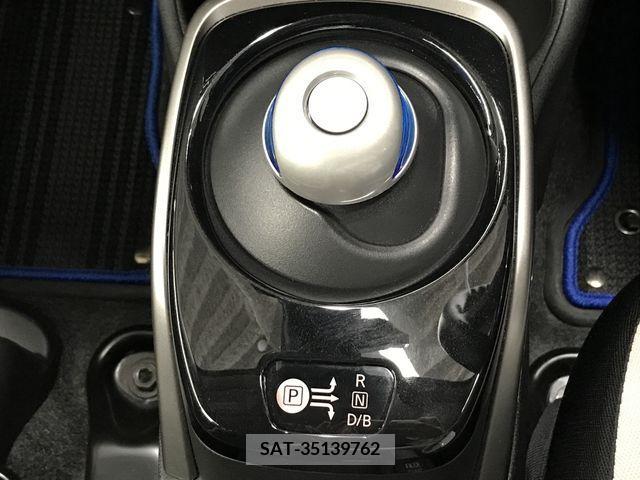 Nissan NOTE 2020-06 365478-11