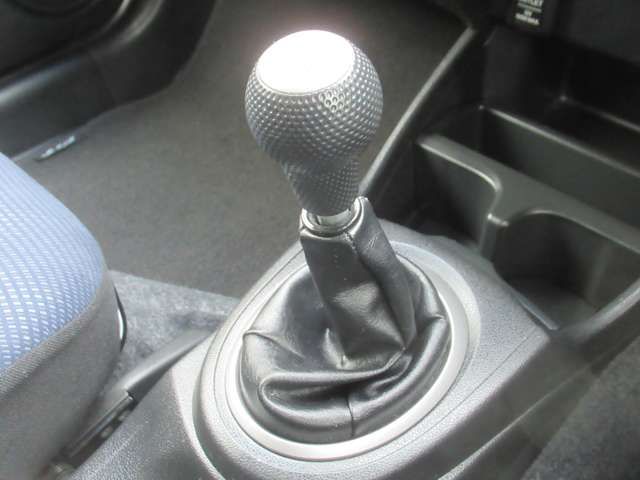 Honda FIT 2012-03 195428-10