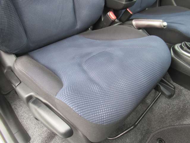 Honda FIT 2012-03 195428-13