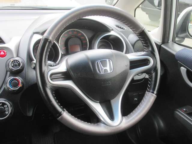 Honda FIT 2012-03 195428-9