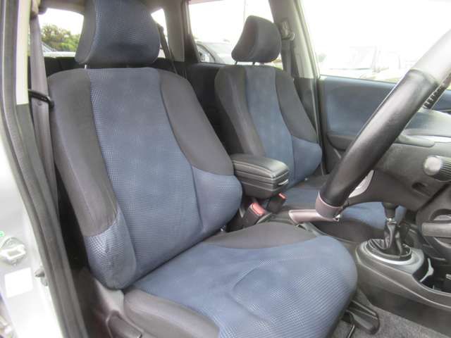 Honda FIT 2012-03 195428-12