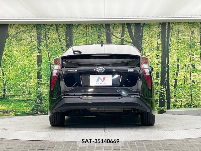 Toyota PRIUS 2016-06 383433-18