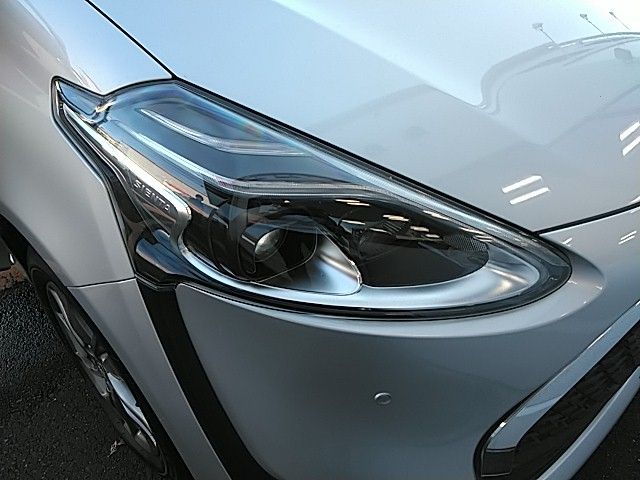 Toyota SIENTA 2019-11 194389-23
