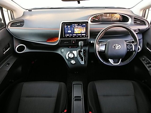 Toyota SIENTA 2019-11 194389-2