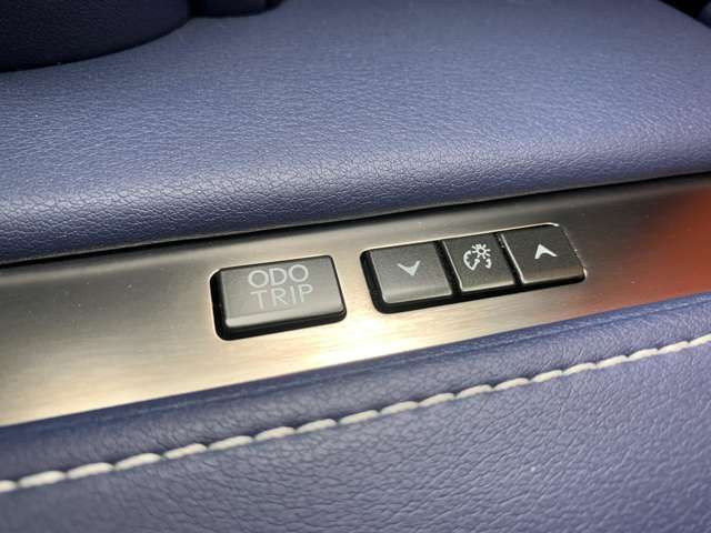Lexus LC 2017-03 20250-15