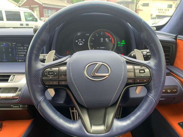 Lexus LC 2017-03 20250-9