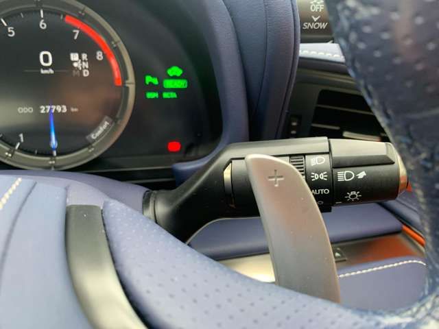 Lexus LC 2017-03 20250-16