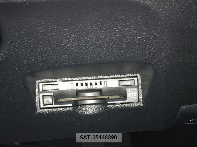 Toyota PRIUS 2019-05 322452-25