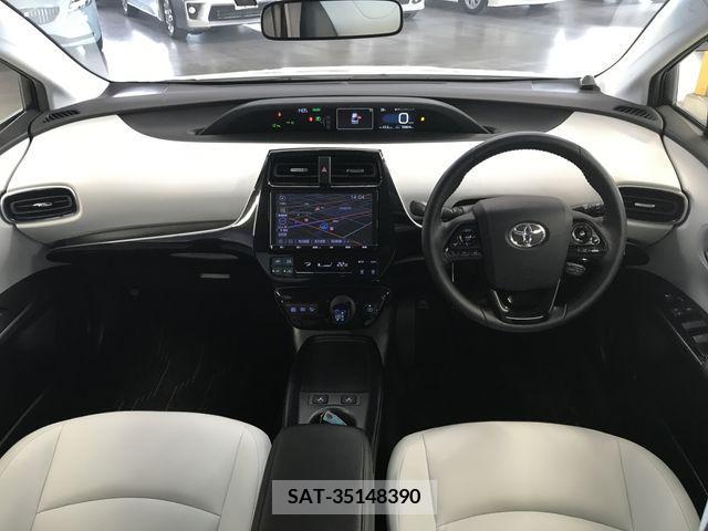 Toyota PRIUS 2019-05 322452-2