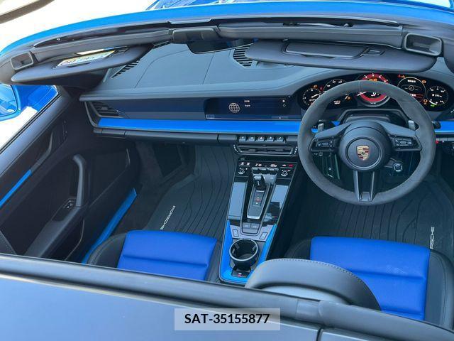 Porsche 911 2022-06 320017-1