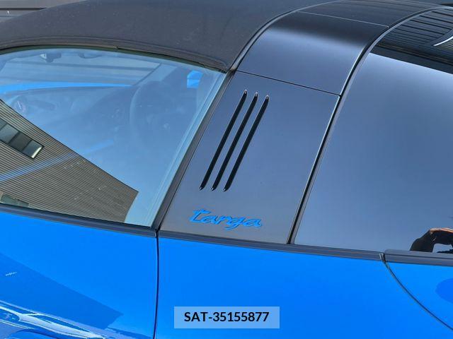 Porsche 911 2022-06 320017-8