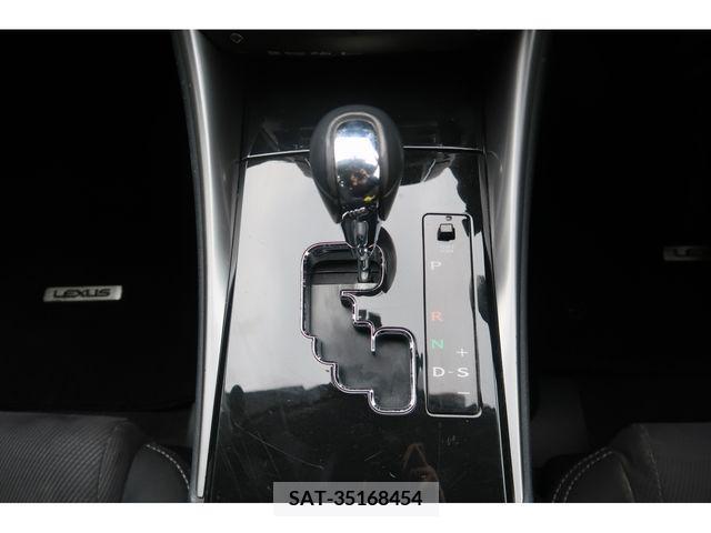 Lexus IS 2011-06 214219-10