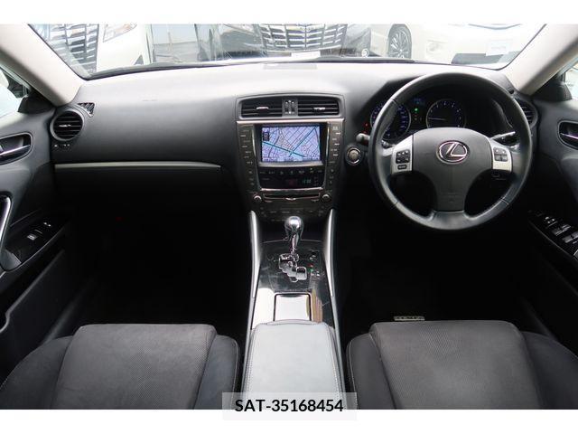 Lexus IS 2011-06 214219-5