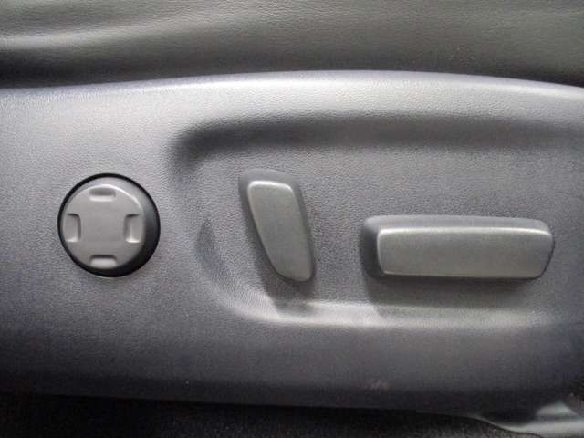 Toyota HARRIER 2015-11 5851-15