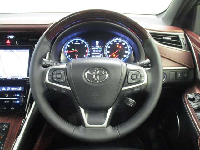 Toyota HARRIER 2015-11 5851-11