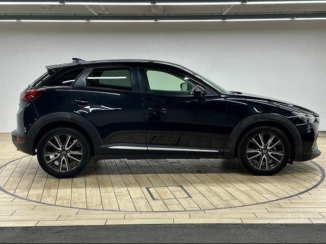 Mazda CX-3 2015-02 193008-10