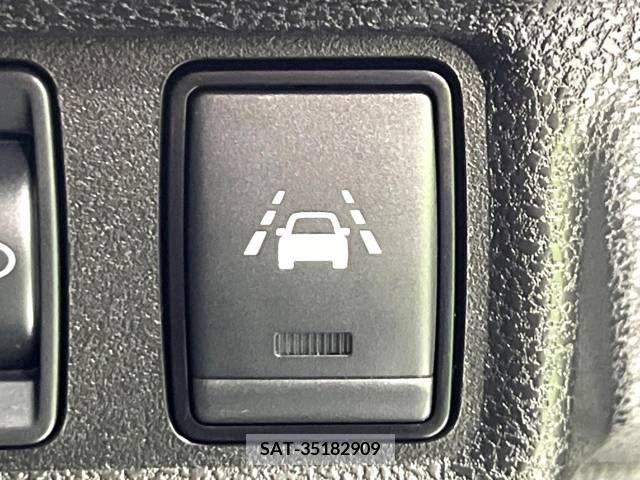 Nissan NOTE 2019-05 341418-7