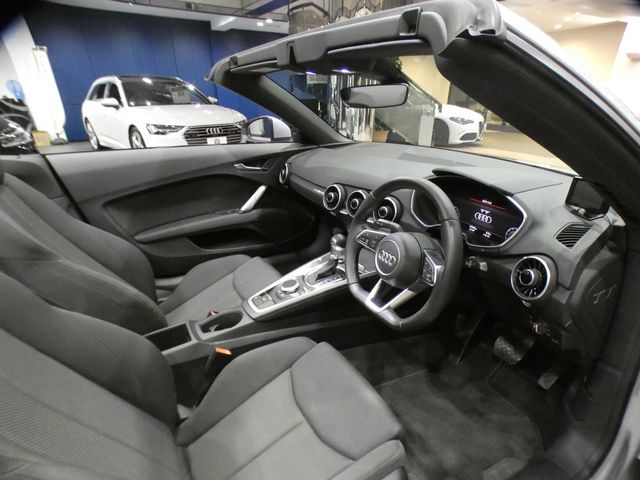 Audi TT 2017-06 183953-12