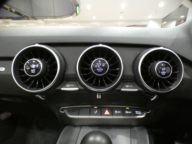 Audi TT 2017-06 183953-15
