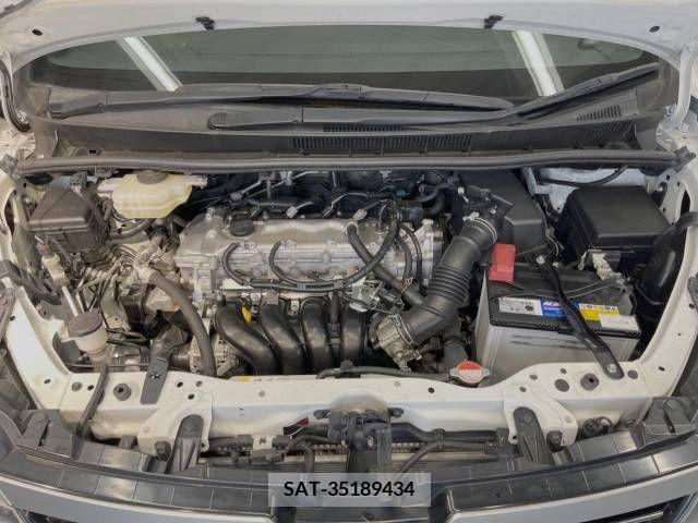 Toyota VOXY 2017-03 378027-18