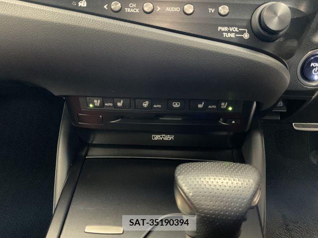 Lexus ES 2019-11 300399-9