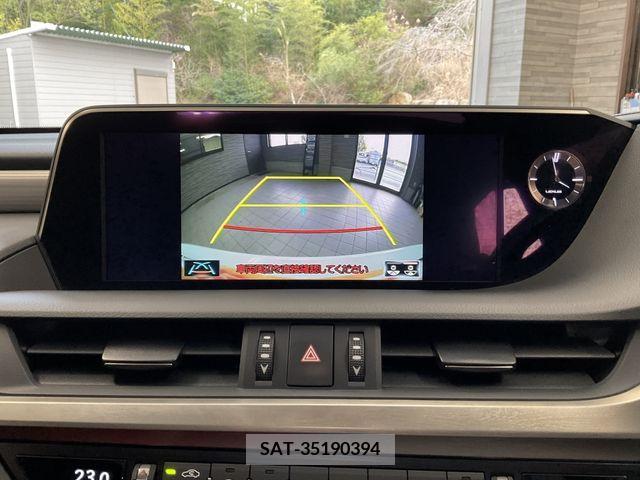 Lexus ES 2019-11 300399-5