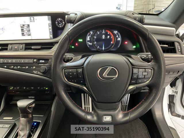Lexus ES 2019-11 300399-2