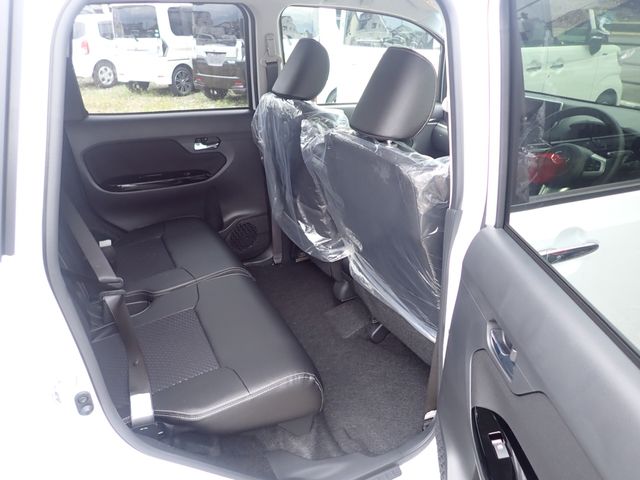 Daihatsu MOVE CUSTOM 2023-01 6549-10